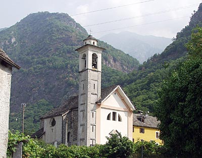 Vallemaggia: Kirche in Coglio