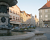 Altm&uuml;hlradweg: Marktplatz am Abend