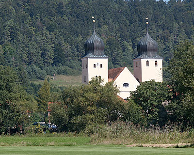 Altm&uuml;hlradweg:  Wehrkirche in Kottingw&ouml;rth