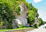 Altmühlradweg: Steiler Fels