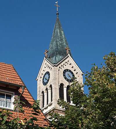 Donauradweg bei Fridingen: Kirche