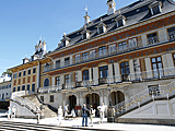 Schloss Pillnitz von der Elbseite