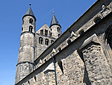 romanisches Kloster