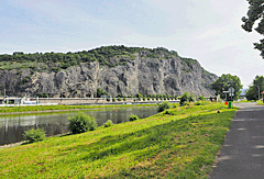 Felswand an der Elbe