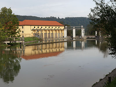 Isarstauwerk bei Kloster Schäftlarn
