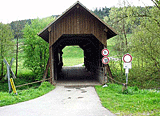 Typische Holzbrücke