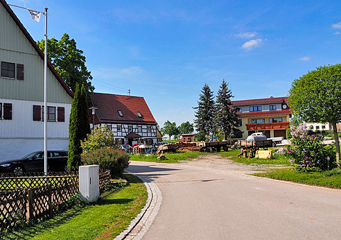 Dorfplatz Hinterbüchelberg