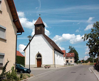 Jagsttal-Bühlertal: Kirche im Ort Bühler