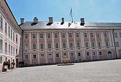 Königliches Schloss