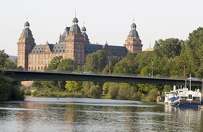 Blick auf Schloss Johannisburg Aschaffenburg
