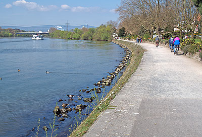 Die Parkanlagen von Kelsterbach