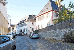 Winzerhöfe in Hochheim
