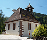 Kleine Kirche am Weg