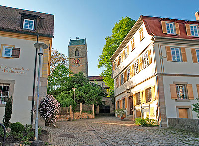 Kirche und Pfarrhaus