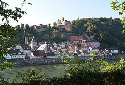 Klebt am Berg: Hirschhorn