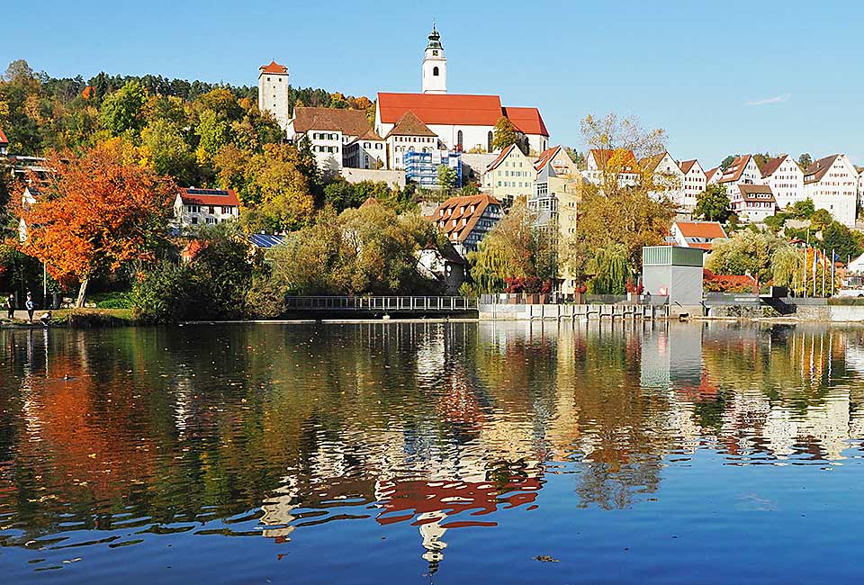 Historisches Horb vom Neckar aus