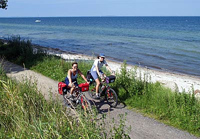 Ostseeküstenradweg: Radweg direkt an der Küste
