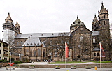 Romanischer Dom von der S&uuml;dseite
