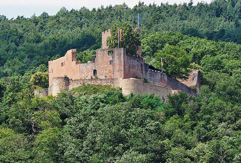 Burg Landeck oberhalb von Klingenmünster