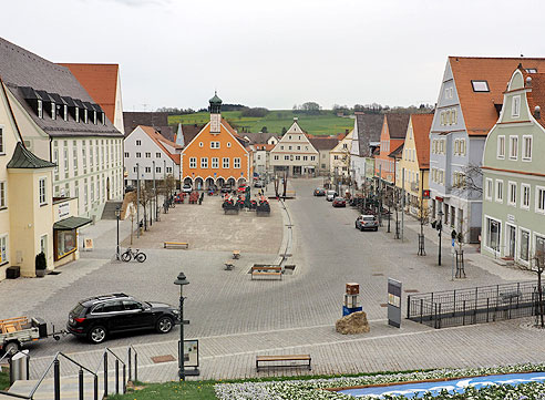 Der prächtige Marktplatz in Ottobeuren
