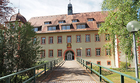 Das Schloss in Flehingen ist heute Bildungszentrum
