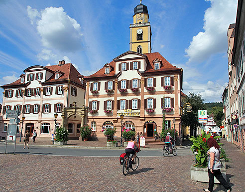 In Bad Mergentheim beeindruckt die Altstadt und das Deutschherrenschloss