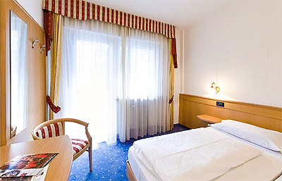 Hotel Ideal Park Leifers