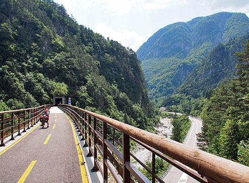 Brücke übers Fellatal