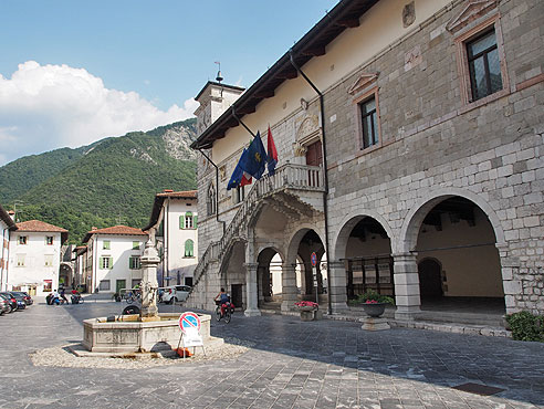 Gotisches Rathaus in Venzone