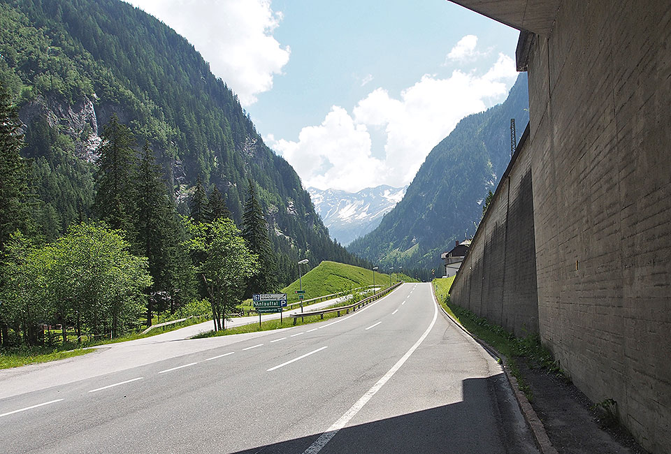 Straße zur Tauernschleuse