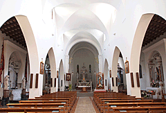 Kirchenschiff San Pietro