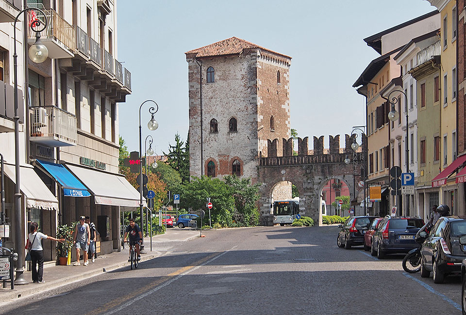 Porta Aquileia