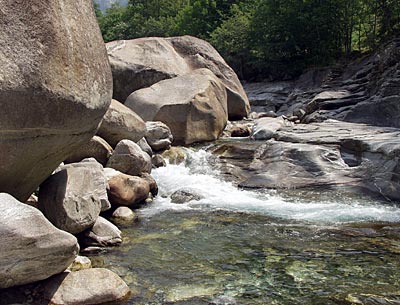 Vallemaggia: Die Maggia wird wilder