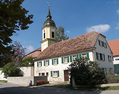 Altmühlradweg: Ortsmitte von Aha