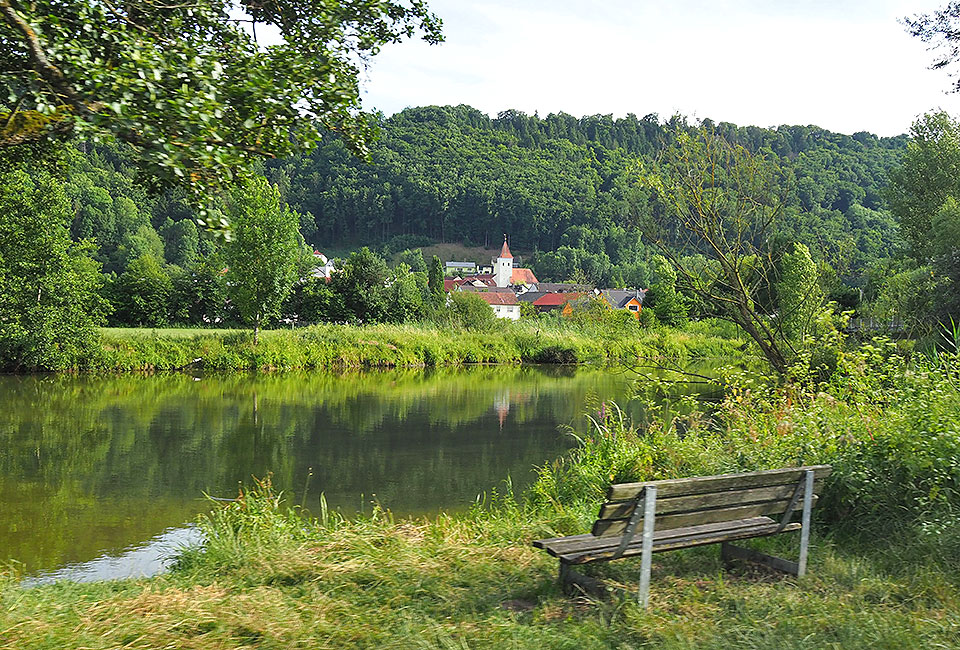 Altmühlradweg bei Unteremmendorf
