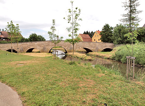 Steinbrücke über die Rezat