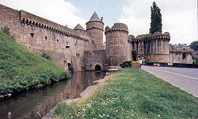 Fougeres