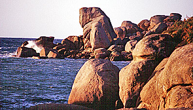 Felsformationen bei Ploumanach