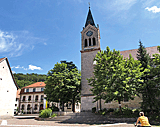 Donauradweg: Kirchturm in Fridingen