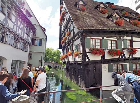 Das schiefste Hotel der Welt