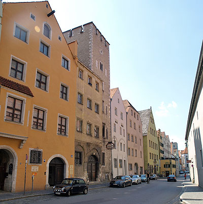 Straßenzug in Regensburg