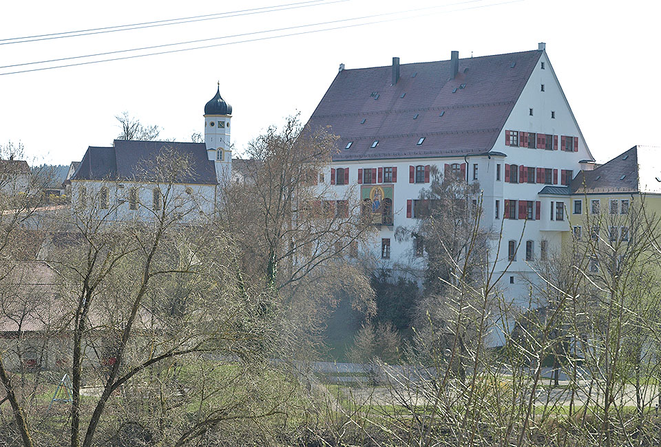 Barockkirche und Schloss