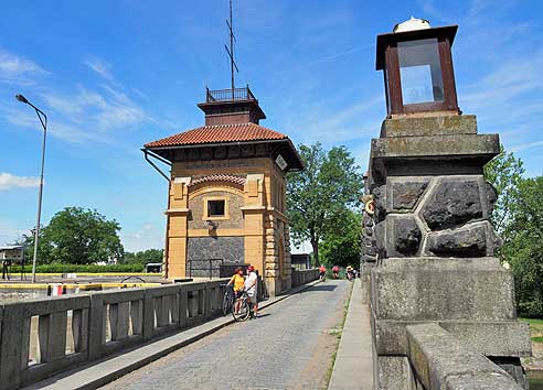 Schleuse von Hořín