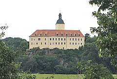 Schloss Neuhirschstein