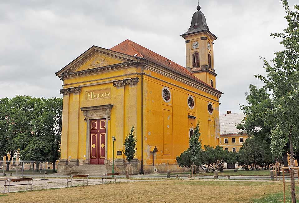 Garnisonskirche Mariä Himmelfahrt in Josefstadt
