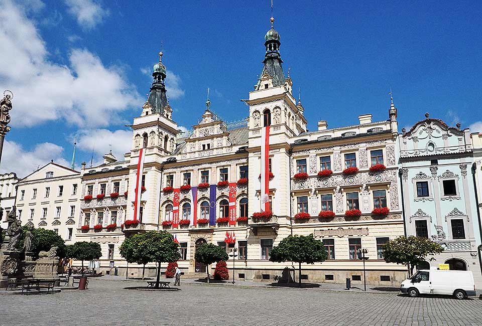 Neorenaissance Rathaus in Pardubice