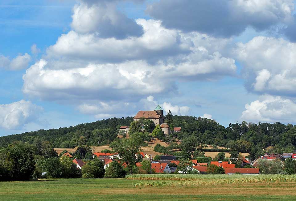 Burg Colmberg stammt aus dem früher 8. Jahrhundert