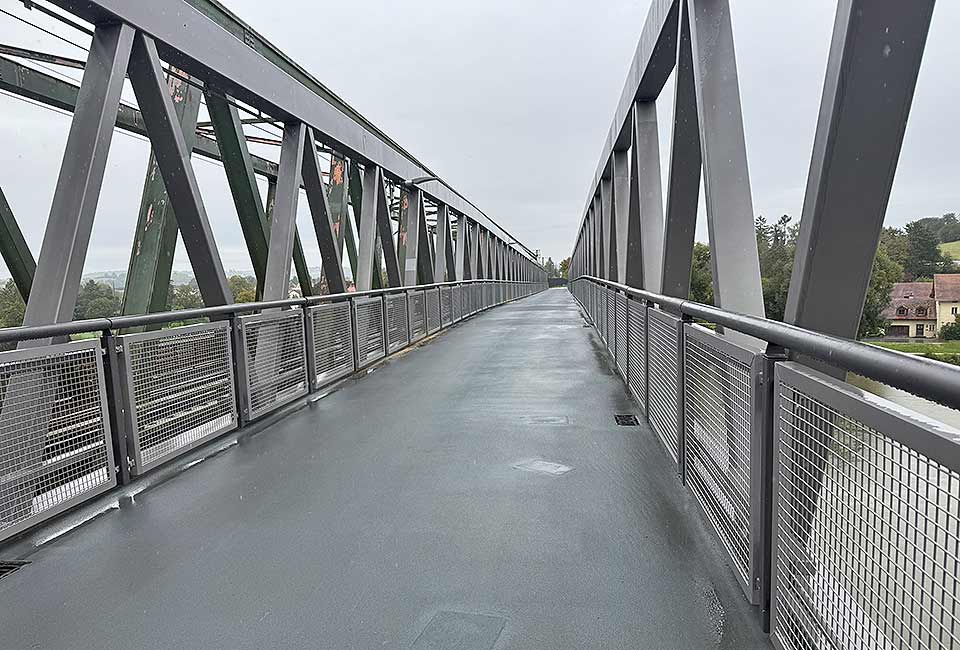Eisenbahnbrücke in Sinzing