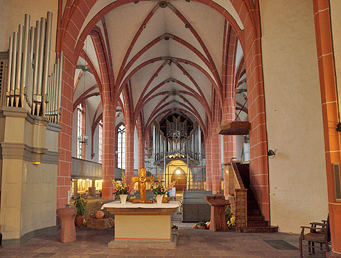 Innenschiff der Stadtkirche