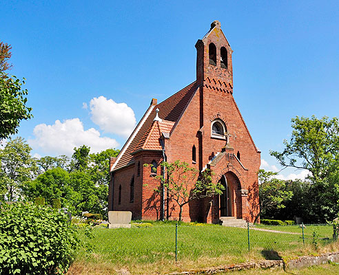 Neugotische Kirche Babke